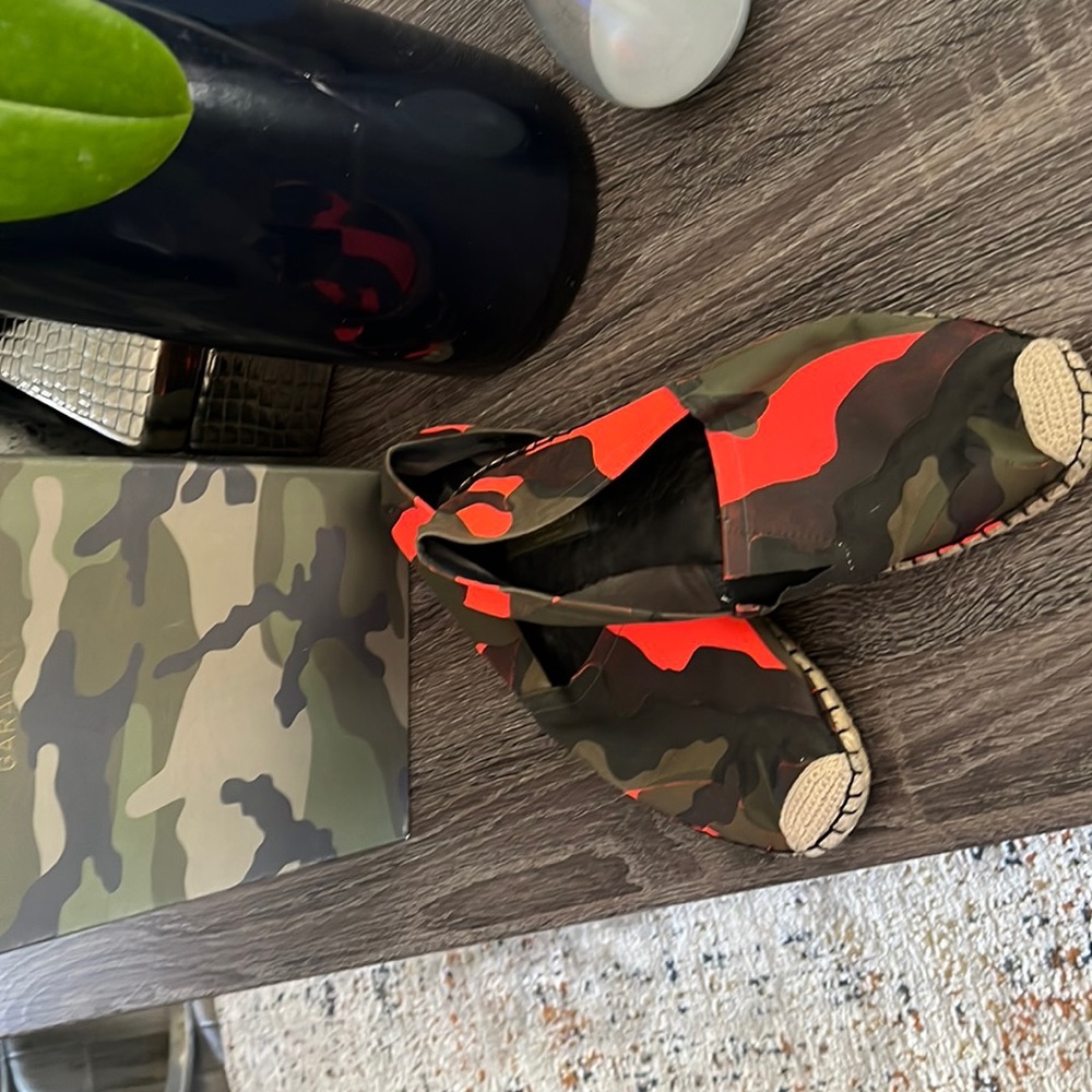 Spadrilles!! Valentino Garavani